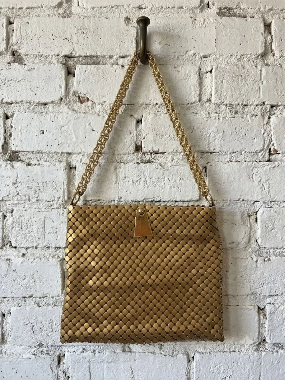 Vintage Whiting Davis Gold Metal Mesh Handbag Chain link Shoulder Bag Glam